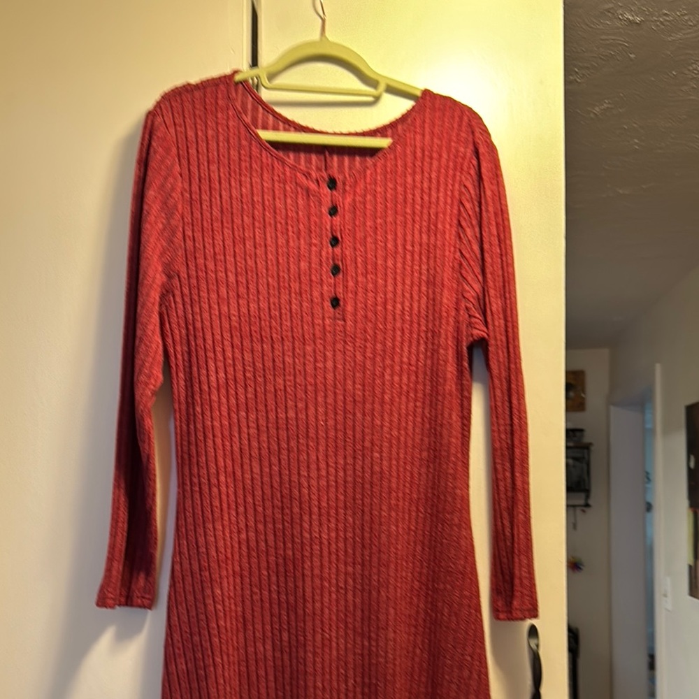Elegant Red Ribbed Dress